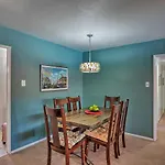Vintage Las Vegas Oasis Less Than 3 Mi To The Strip!